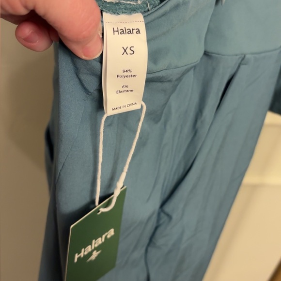 Halara Jumpsuit XS NWT Breezeful Backless Crisscross Tie Back-Versatile MSRP $55 - Picture 5 of 7